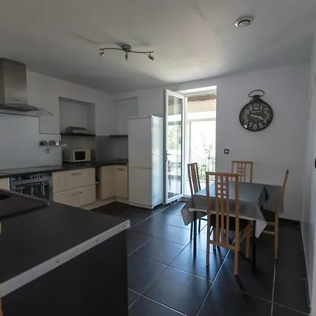 La Maison De Vox شقة